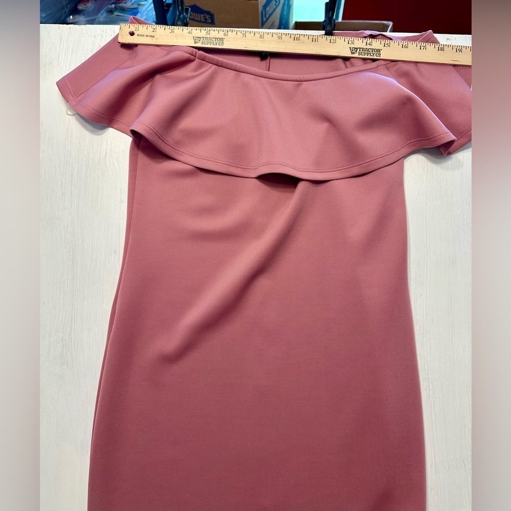 Alison Andrews Off Shoulder Ruffle Dress Size Small Pink Knee Length Party - Picture 5 of 7